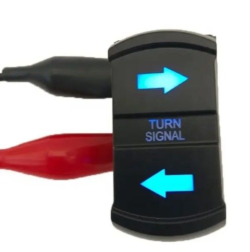 Nuevo estilo Icono de bricolaje personalizado DC 12V 7Pin ON-OFF LED Luz azul de giro de señal Rocker Interruptor para automóviles 4X4 camiones de barco