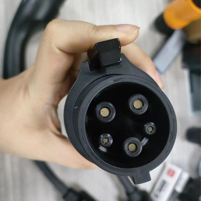 Seguridad portátil 60A 250V Adaptador de cargador de Tesla a Tipo 1 EV con cable para cargador de automóviles eléctricos